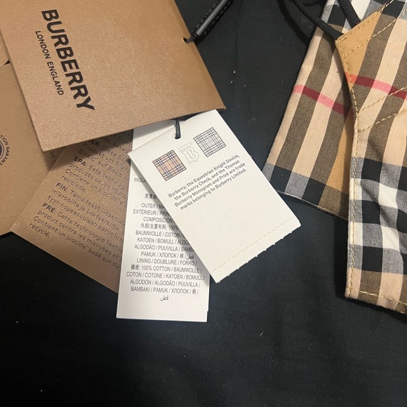 Burberry Beige Checkered Face Mask - Picture 6 of 7